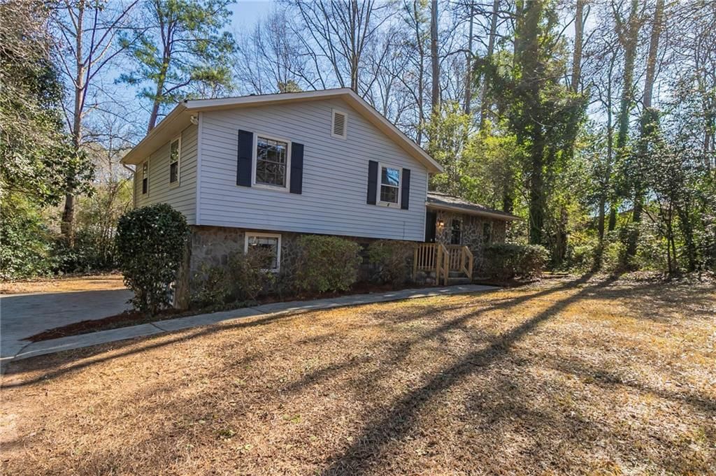 8652 Embrey Drive, Jonesboro, GA 30236