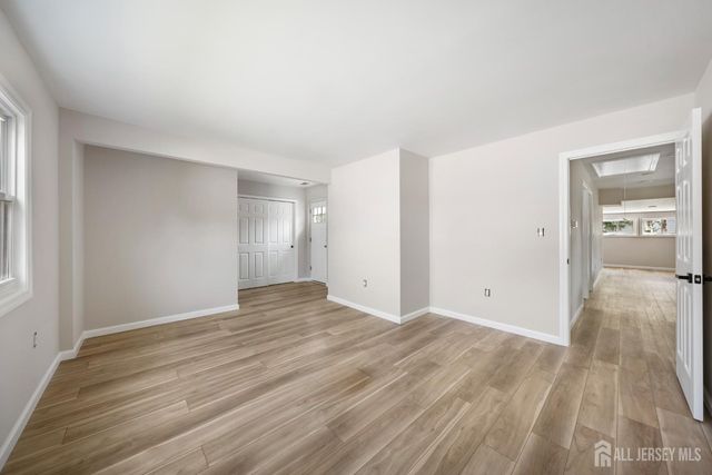 36 Charles Terrace, Piscataway, NJ 08854