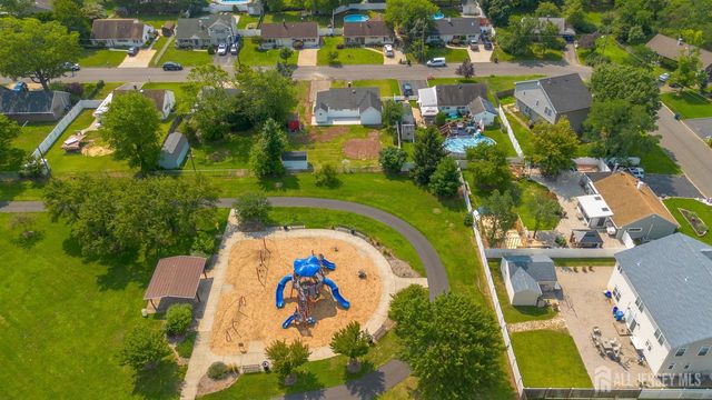 36 Charles Terrace, Piscataway, NJ 08854