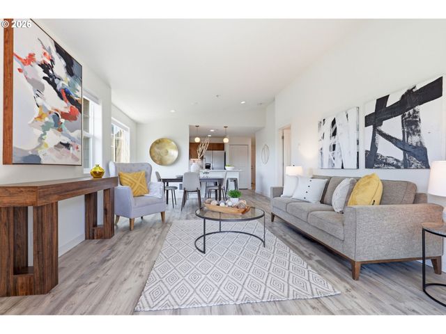 10734 Ne HOLLY St 307, Hillsboro, OR 97006