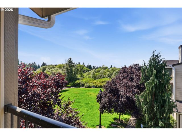 10734 Ne HOLLY St 307, Hillsboro, OR 97006