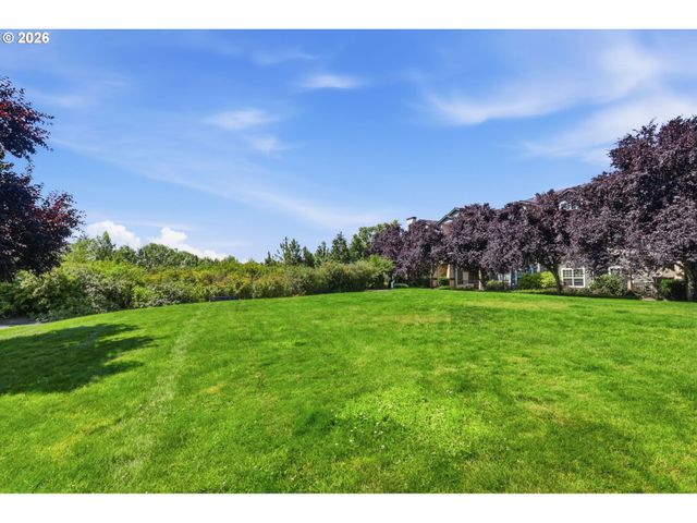 10734 Ne HOLLY St 307, Hillsboro, OR 97006