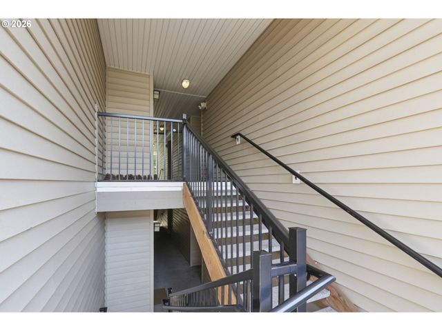 10734 Ne HOLLY St 307, Hillsboro, OR 97006