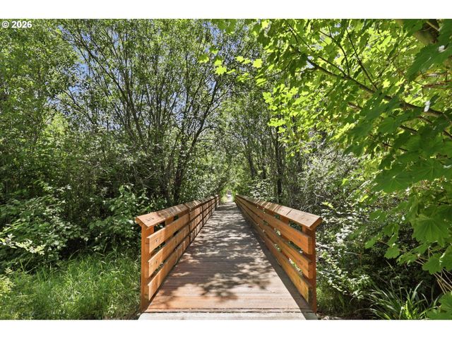 10734 Ne HOLLY St 307, Hillsboro, OR 97006