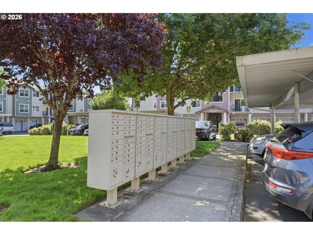 10734 Ne HOLLY St 307, Hillsboro, OR 97006