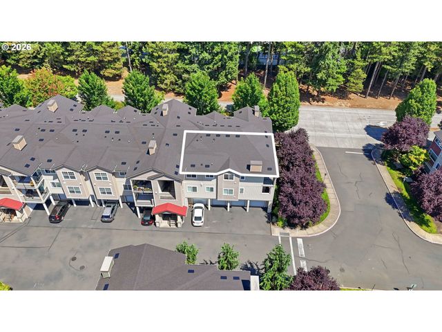 10734 Ne HOLLY St 307, Hillsboro, OR 97006
