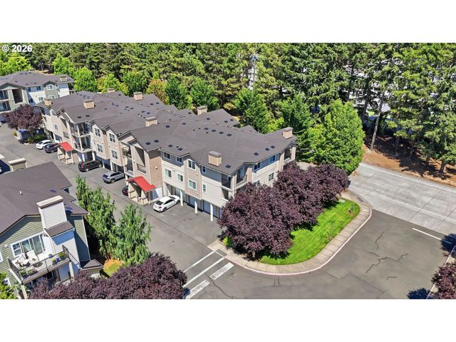 10734 Ne HOLLY St 307, Hillsboro, OR 97006