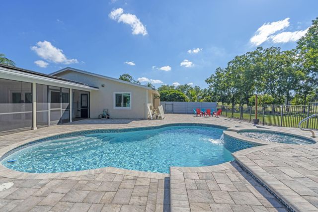 1408 Old Cypress Trail, Wellington, FL 33414