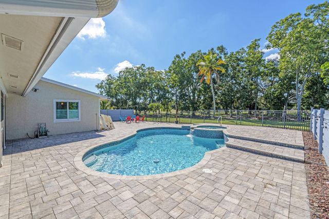 1408 Old Cypress Trail, Wellington, FL 33414