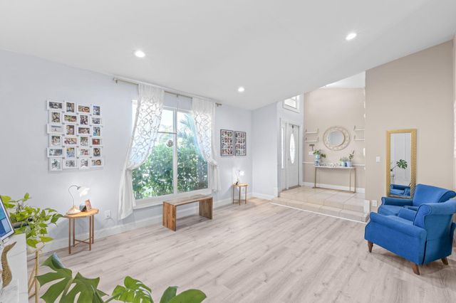 1408 Old Cypress Trail, Wellington, FL 33414