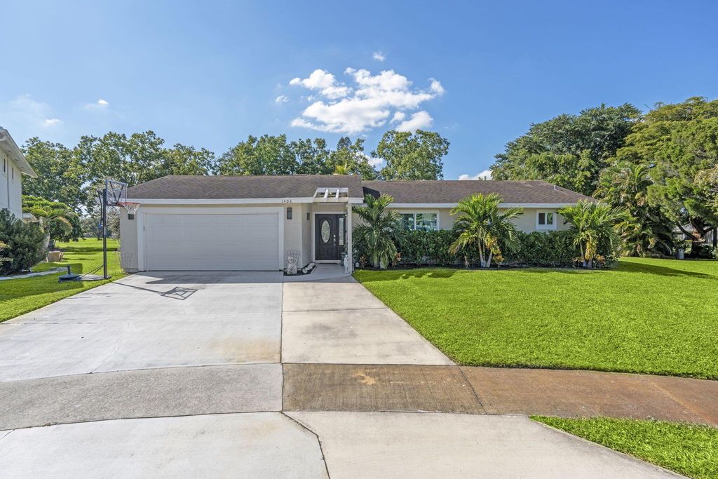 1408 Old Cypress Trail, Wellington, FL 33414