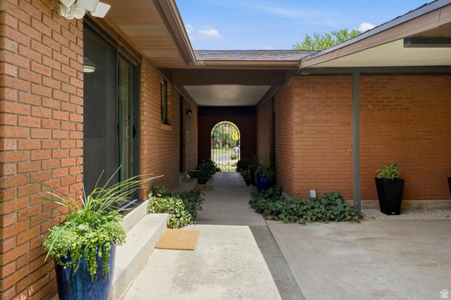 4340 S HAWARDEN DR, West Valley City, UT 84119
