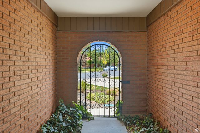 4340 S HAWARDEN DR, West Valley City, UT 84119