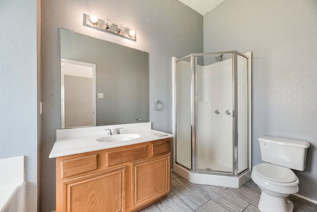 1415 S Medora Street, Terrell, TX 75160