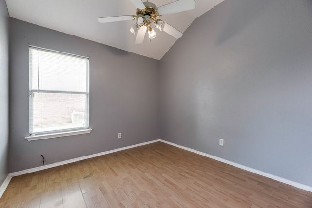 1415 S Medora Street, Terrell, TX 75160