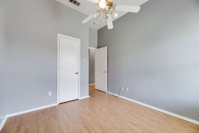1415 S Medora Street, Terrell, TX 75160