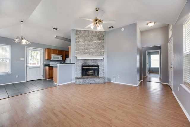 1415 S Medora Street, Terrell, TX 75160