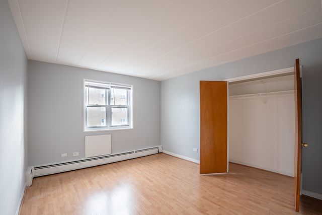 6161 N Hoyne Avenue 405, Chicago, IL 60659