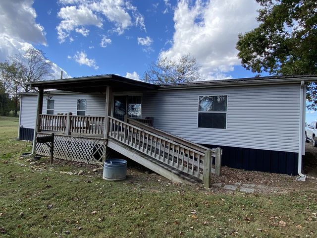 1141 Bakerton Rd, Red Boiling Springs, TN 37150