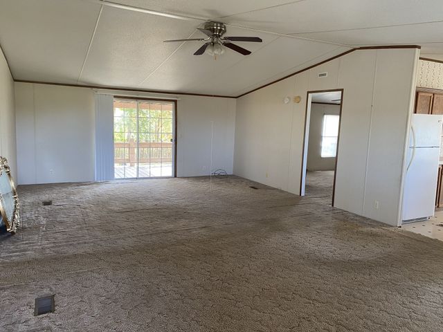 1141 Bakerton Rd, Red Boiling Springs, TN 37150