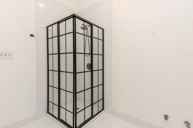 1016 S COX ST, Memphis, TN 38104