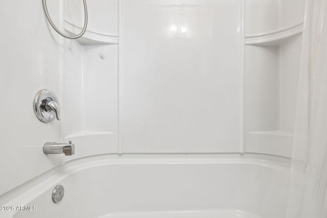 931 W MACKENZIE Drive, Phoenix, AZ 85013