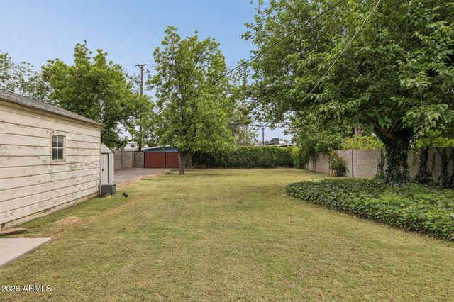 931 W MACKENZIE Drive, Phoenix, AZ 85013