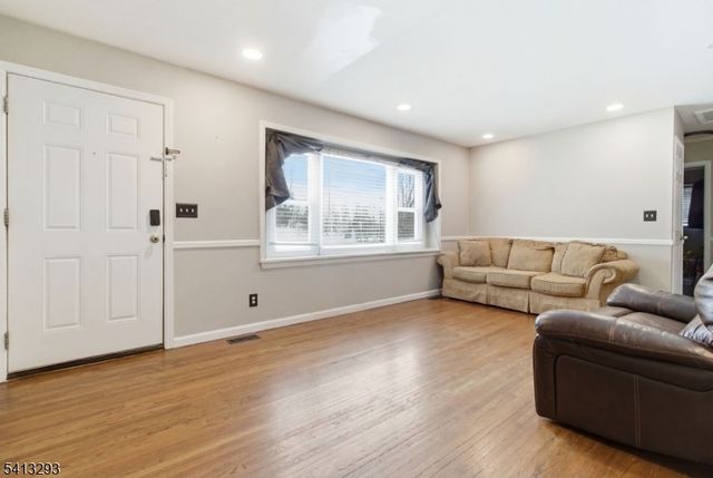 3 Gardenia Rd, Vernon Twp., NJ 07418