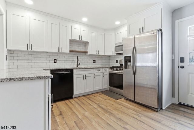 3 Gardenia Rd, Vernon Twp., NJ 07418