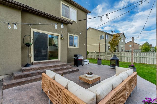 9012 N SUFFOLK LN, Eagle Mountain, UT 84005