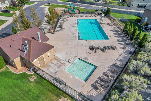 9012 N SUFFOLK LN, Eagle Mountain, UT 84005