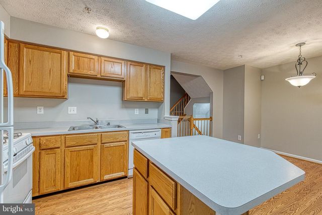 27 SILVER BIRCH CT, Owings Mills, MD 21117