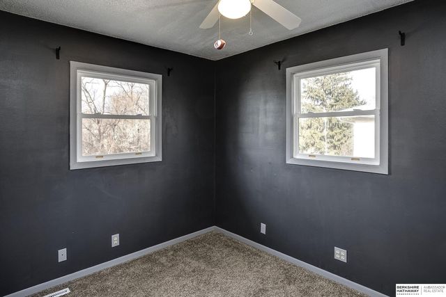 3835 N 88th Avenue, Omaha, NE 68134