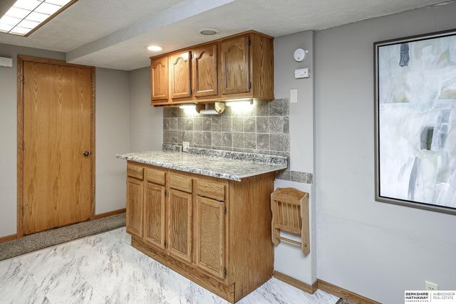 3835 N 88th Avenue, Omaha, NE 68134