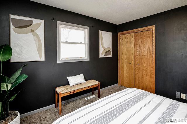 3835 N 88th Avenue, Omaha, NE 68134