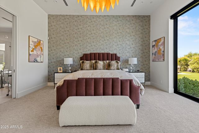 6838 E JOSHUA TREE Lane, Paradise Valley, AZ 85253