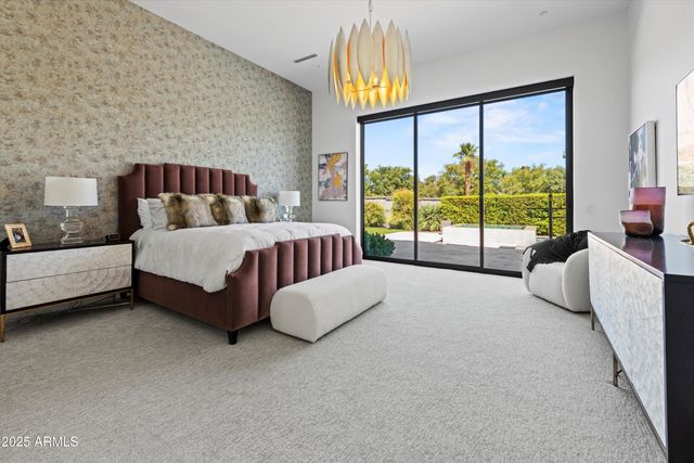 6838 E JOSHUA TREE Lane, Paradise Valley, AZ 85253