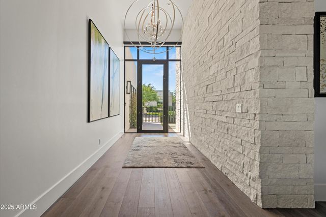 6838 E JOSHUA TREE Lane, Paradise Valley, AZ 85253