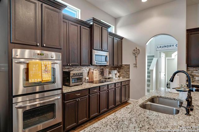 13326 Windmill Trace, Helotes, TX 78023