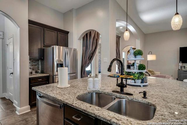 13326 Windmill Trace, Helotes, TX 78023