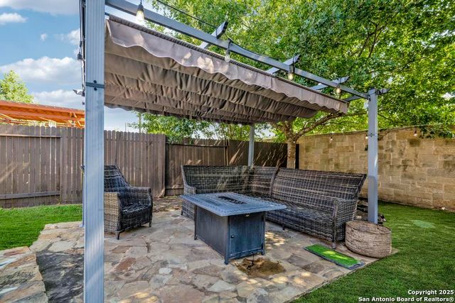 13326 Windmill Trace, Helotes, TX 78023