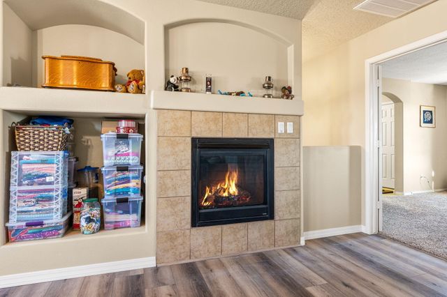 2410 Treviso Drive SE, Rio Rancho, NM 87124