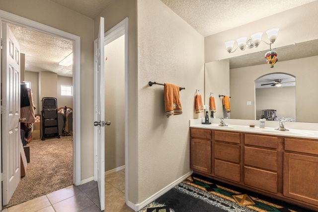 2410 Treviso Drive SE, Rio Rancho, NM 87124