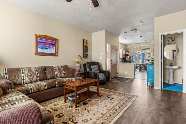 2410 Treviso Drive SE, Rio Rancho, NM 87124