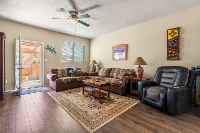 2410 Treviso Drive SE, Rio Rancho, NM 87124