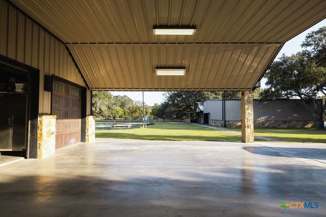 436 Jentry Road, Inez, TX 77968