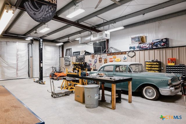 436 Jentry Road, Inez, TX 77968