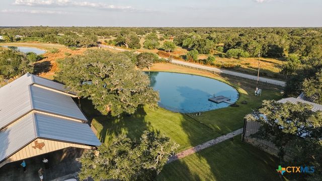 436 Jentry Road, Inez, TX 77968