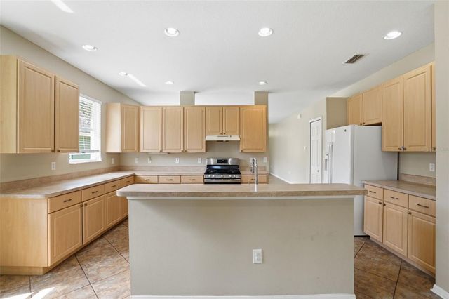 6407 BRIDGECREST DRIVE, Lithia, FL 33547