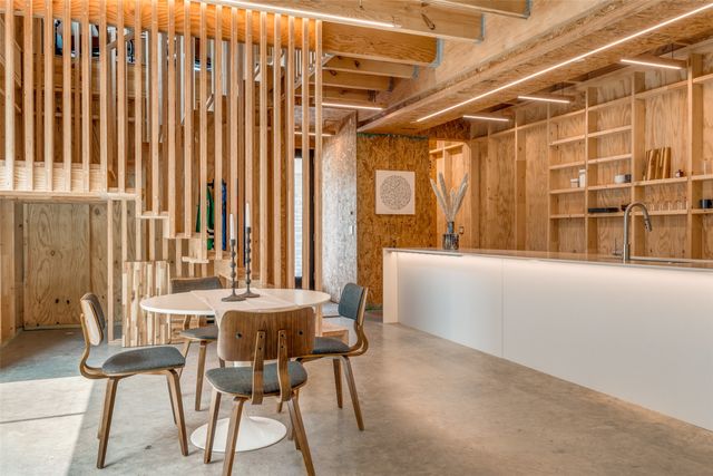 905 Blackland Court, Dallas, TX 75243